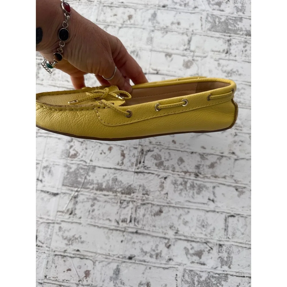 Talbots Womens Yellow Pebbled Leather Driving Loafers Moccasins Size 6.5 0596